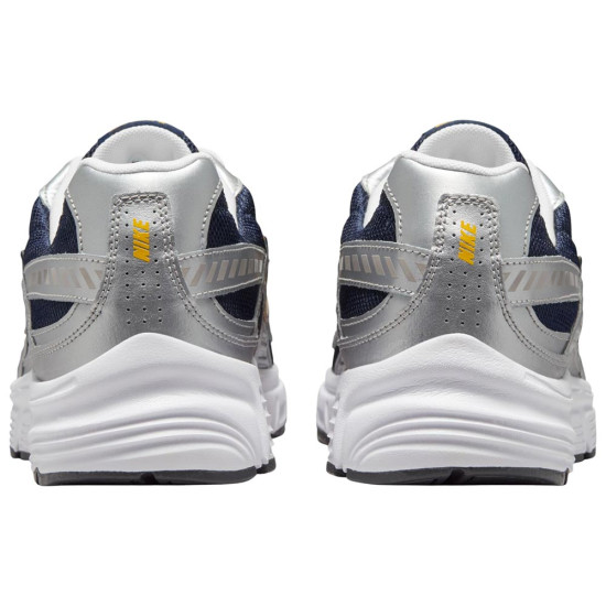 Nike Initiator